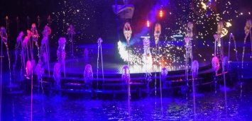 В Запорожье цирк на воде станет новогодним