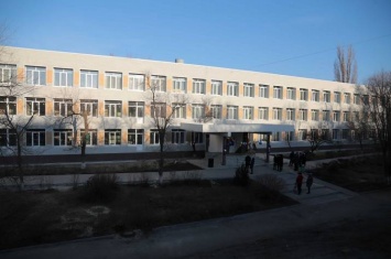 В Северодонецке открыли отремонтированную школу