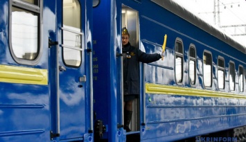 Укрзализныця предупреждает о возможной задержке поездов из-за непогоды
