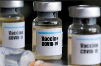 Эксперт: Мир оказался на пороге первой вакцинной войны
