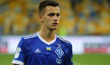 Арбитр назначил пенальти в ворота Динамо и удалил Шепелева, воспользовавшись VAR