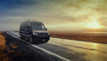 Фургон Mercedes-Benz Sprinter превратили в идеальный дом на колесах