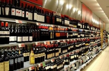 Где в Украине чаще всего продают алкогольный фальсификат: что нужно знать покупателю