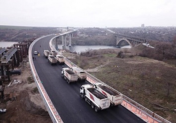 Испытали на прочность: запорожский мост прошел проверку