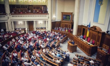 Парламент намерен увеличить оклад председателю Нацсовета до 80 тыс. грн