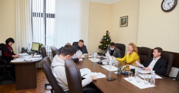 Депутаты горсовета обсуждают план работы на следующий год