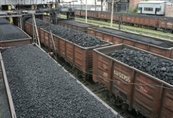 Украина продлит спецпошлины на уголь и сжиженный газ из РФ