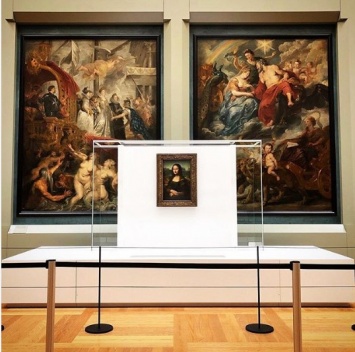 Свидание с Моной Лизой: Лувр продал возможность увидеть картину без стекла за 80 тысяч евро