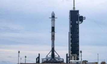 Ракета-носитель Falcon 9 стартовала на орбиту с секретным спутником США