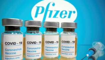 Штаты продолжат использовать вакцину Pfizer, расследуя случаи аллергии на нее