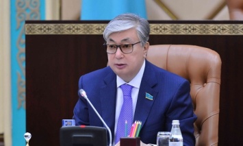 Запрет на счета за границей и условно-досрочное освобождение коррупционеров: В Казахстане подписан новый закон о коррупции