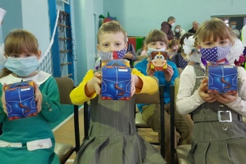 Праздничное чудо: АТБ помогает тысячам украинских семей порадовать ребенка в день Святого Николая