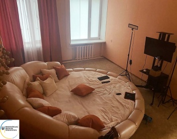Пара николаевцев устроила онлайн-порностудию в арендованном офисе (ФОТО)