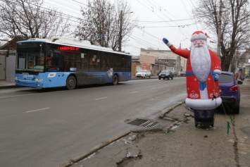 Стоимость проезда в городском транспорте при безналичной оплате в Крыму не поменяется