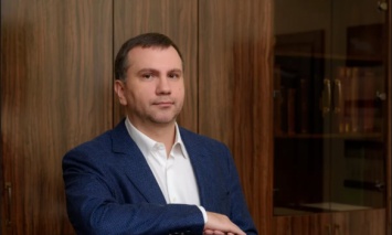 НАБУ вручило повестку о вызове в ВАКС председателю Окружного административного суда Киева Павлу Вовку