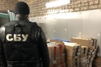 На Харьковщине СБУ и полиция разоблачили подпольные склады с контрафактным табаком почти 1,5 миллиона гривен