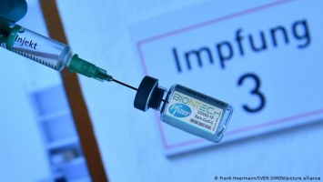 Глава BioNTech: Изменить вакцину можно за шесть недель