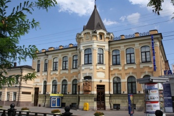 Здание, где останавливался Пушкин: чем еще известен днепровский главпочтамт