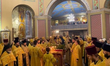 В Северодонецке управделами УПЦ возглавил епархиальные торжества в день святителя Спиридона Тримифунтского