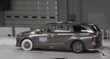 Toyota Sienna 2021 года получила максимальный балл за безопасность от IIHS (ВИДЕО)