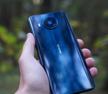 Грядет выпуск двух смартфонов Nokia с емкими аккумуляторами