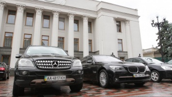Автопарк госструктур Украины обновили на 1,5 миллиарда гривен: что покупали