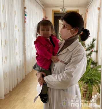 На Днепропетровщине женщина прямо из роддома передала ребенка для попрошайничества