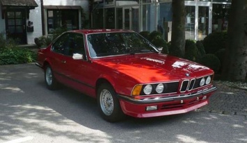 В Германии извлекли из гаража идеально сохранившийся BMW 635 CSi 1985 года