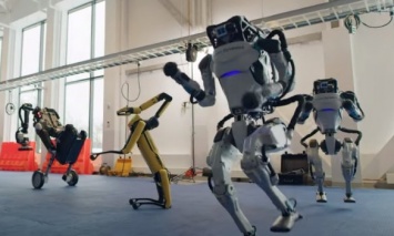 Сразу четыре робота Boston Dynamics станцевали под хит шестидесятых Do You Love Me