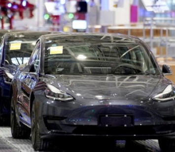 Главным конкурентом Tesla на рынке электромобилей должна стать Volkswagen