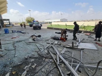 В Йемене возросло число погибших после взрыва в аэропорту Адена - СМИ