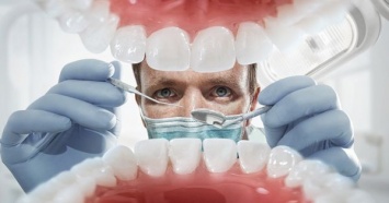 В Киеве на приеме у стоматолога умерла пациентка