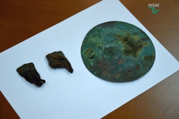 В Николаеве показали исторические находки, найденные на месте уничтоженного «черными археологами» скифского кургана (ФОТО и ВИДЕО)