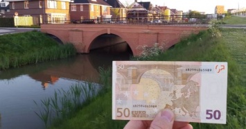 Вымышленные мосты с купюр евро стали реальными
