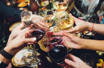 Рейтинг алкоголиков по Зодиаку: кому не следует употреблять спиртное