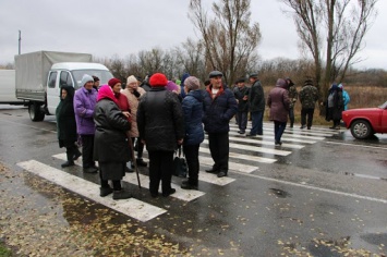 Под Днепром жители выйдут на акции протеста и перекроют трассы: что случилось