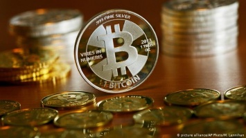 Цена Bitcoin впервые в истории превысила $34 тысячи