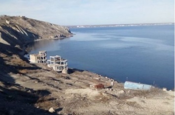 "Убивают" застройками: в Крыму уничтожают побережье