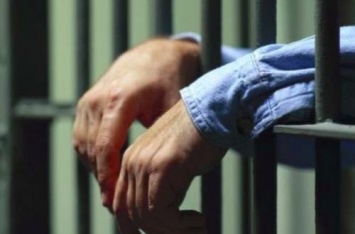 Торгаши воздухом: в Запорожье двое заключенных продали несуществующих товаров на четверть миллиона гривен