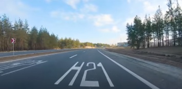 Журналисты из Львова показали, как ремонтируют дороги на Луганщине (видео)