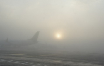 Харьков окутал сильный туман, авиарейсы отменяют