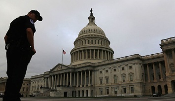 Конгресс США освободили от протестующих, 13 человек задержаны