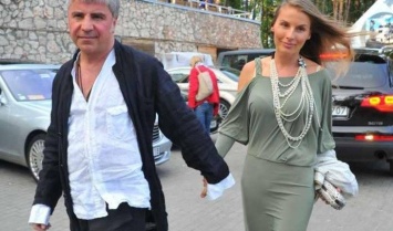 Сосо Павлиашвили показал трогательные кадры с венчания с гражданской женой