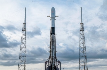 SpaceX произвела первый запуск в 2021 году