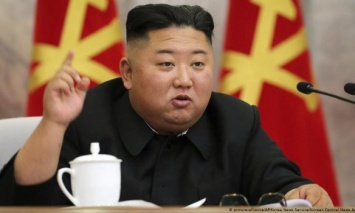 Ким Чен Ын пообещал расширить ядерный арсенал Северной Кореи