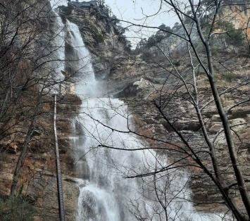 Самый высокий водопад Крыма ожил после дождей, - ФОТО, ВИДЕО