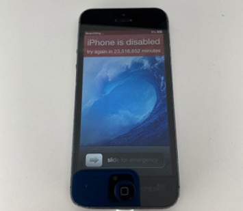 Редкие фото прототипа iPhone 5 засветились в сети