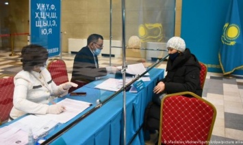 Выборы в Казахстане: лидирует правящая партия