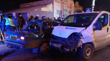 В Кривом Роге в дорожно-транспортном происшествии тяжело травмировался водитель
