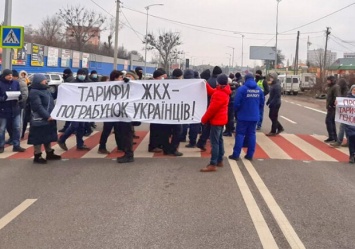 "Политические спекуляции": глава Полтавского облсовета ответил на протесты из-за повышения тарифов